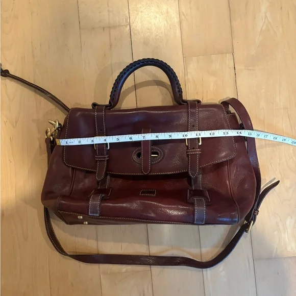 Classic Brown Leather Satchel - Picture 6 of 7